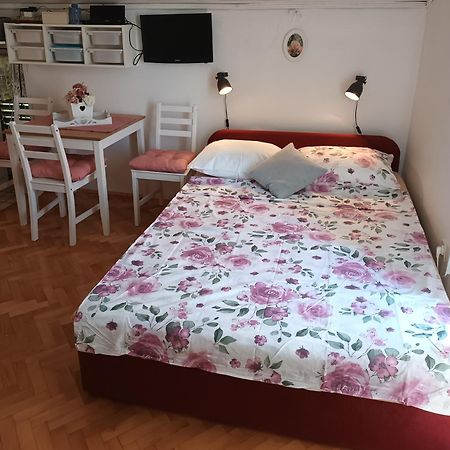 Anna Apartment Биоград на Мору Екстериор снимка