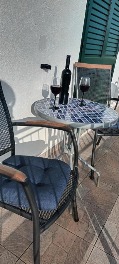 Anna Apartment Биоград на Мору Екстериор снимка